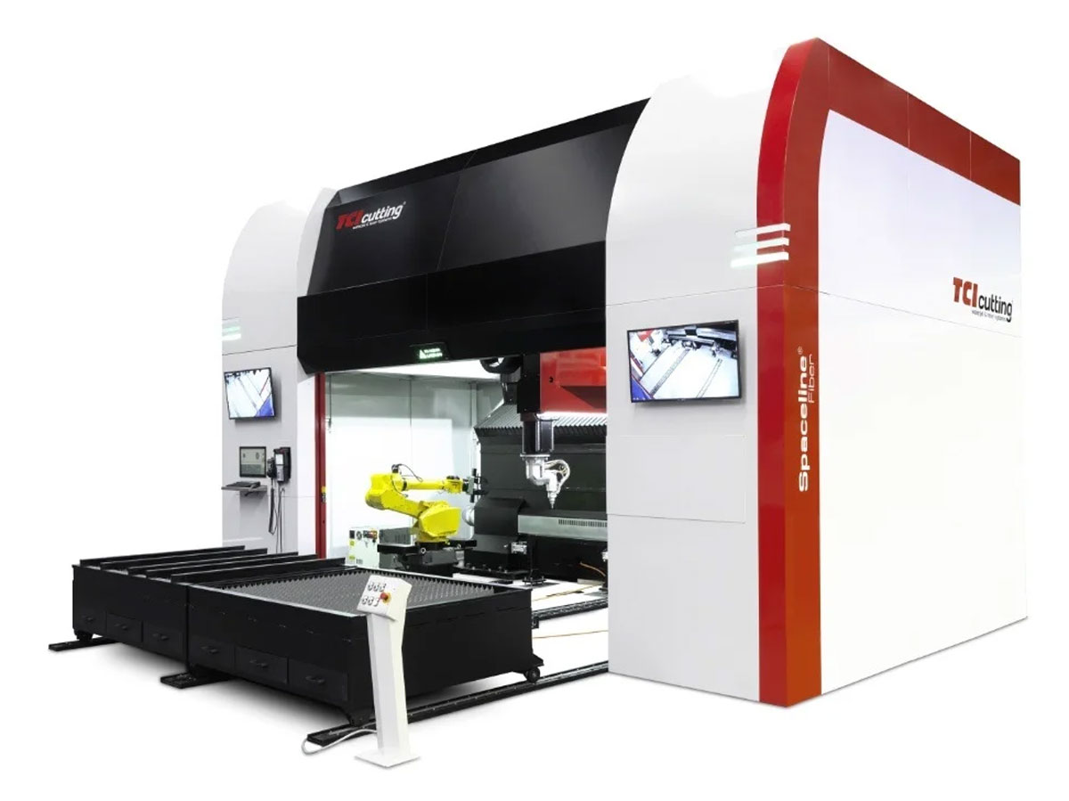 stroj za lasersko rezanje metala